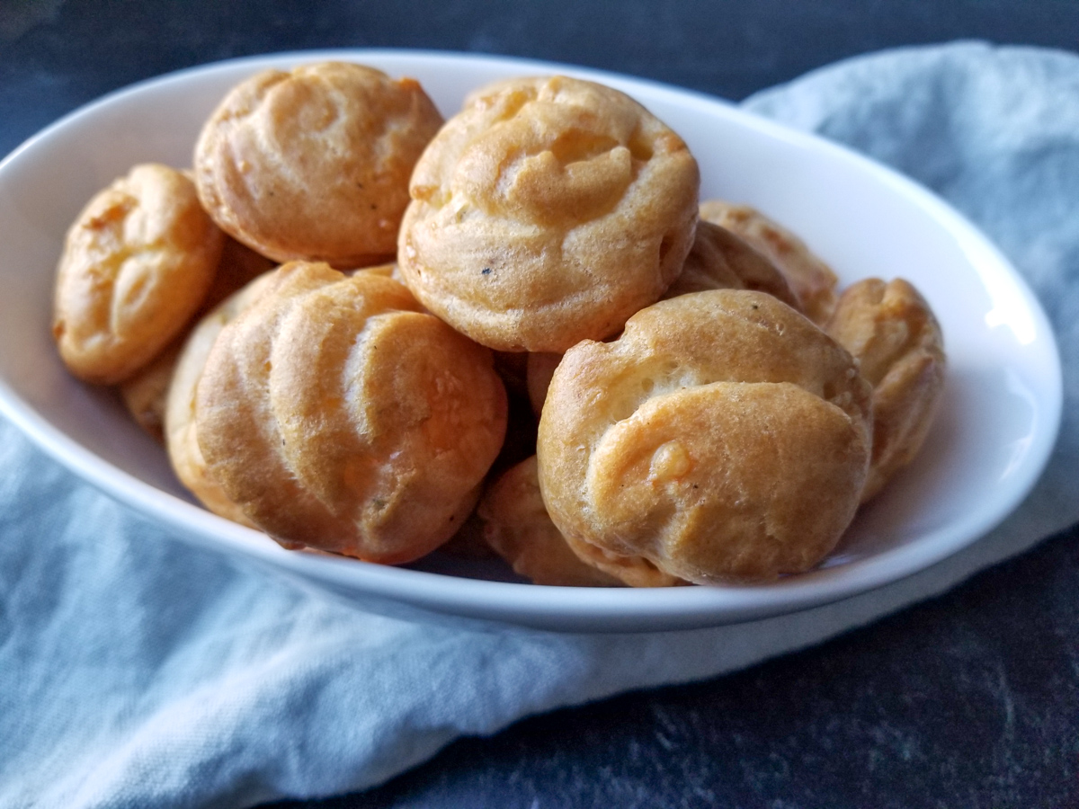 Gougères (French cheese puffs) - Caroline's Cooking