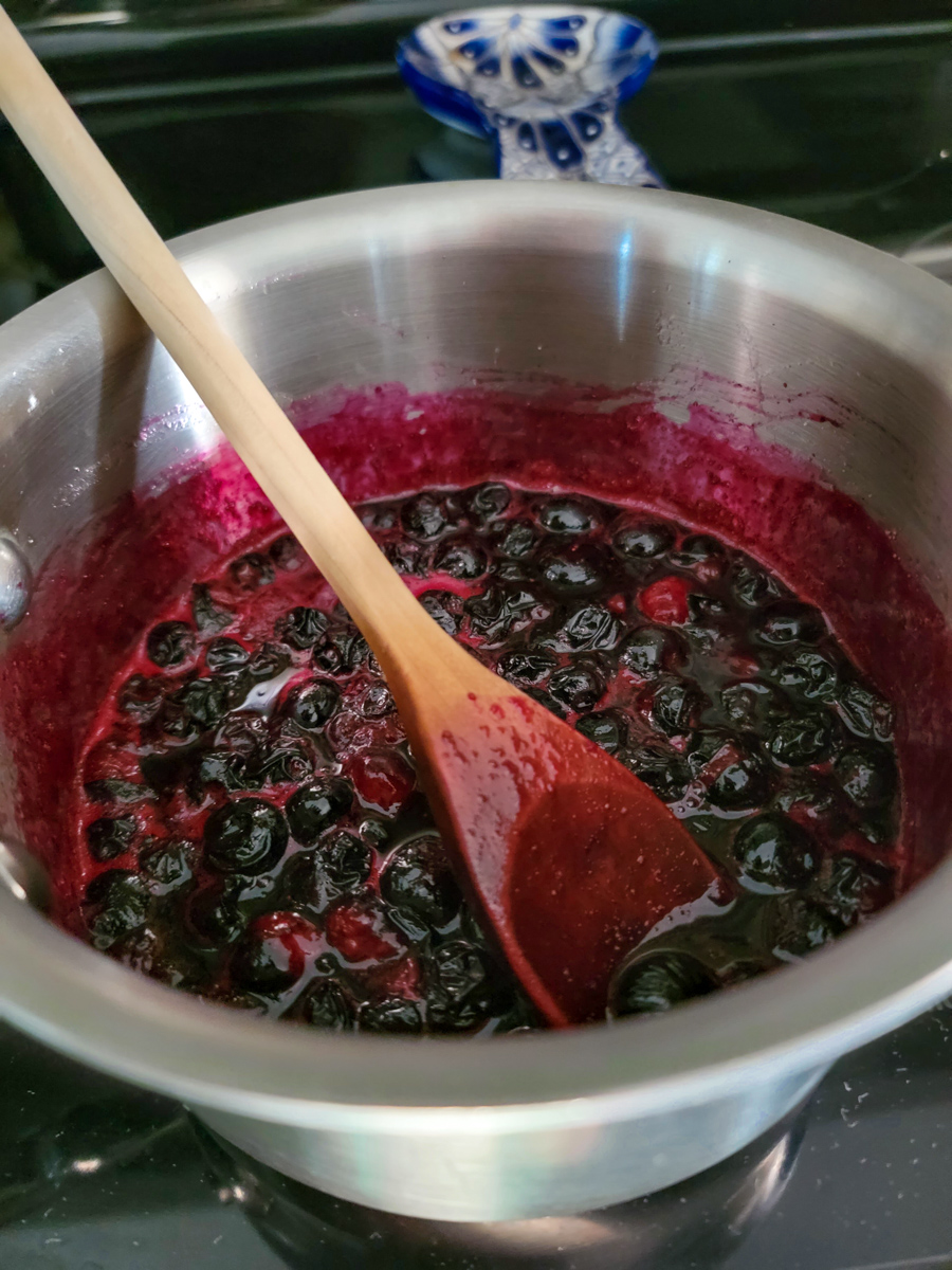 Fresh Blueberry Ice Cream - Casual Foodist