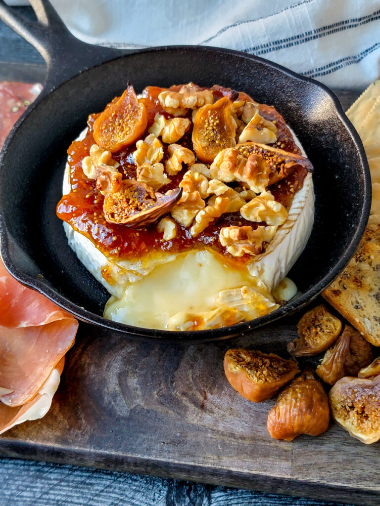 Baked Brie with Fig Jam 