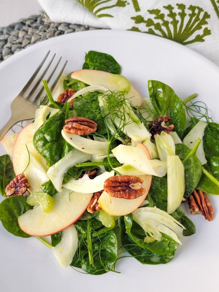 Fennel and Apple Salad with Pecans 