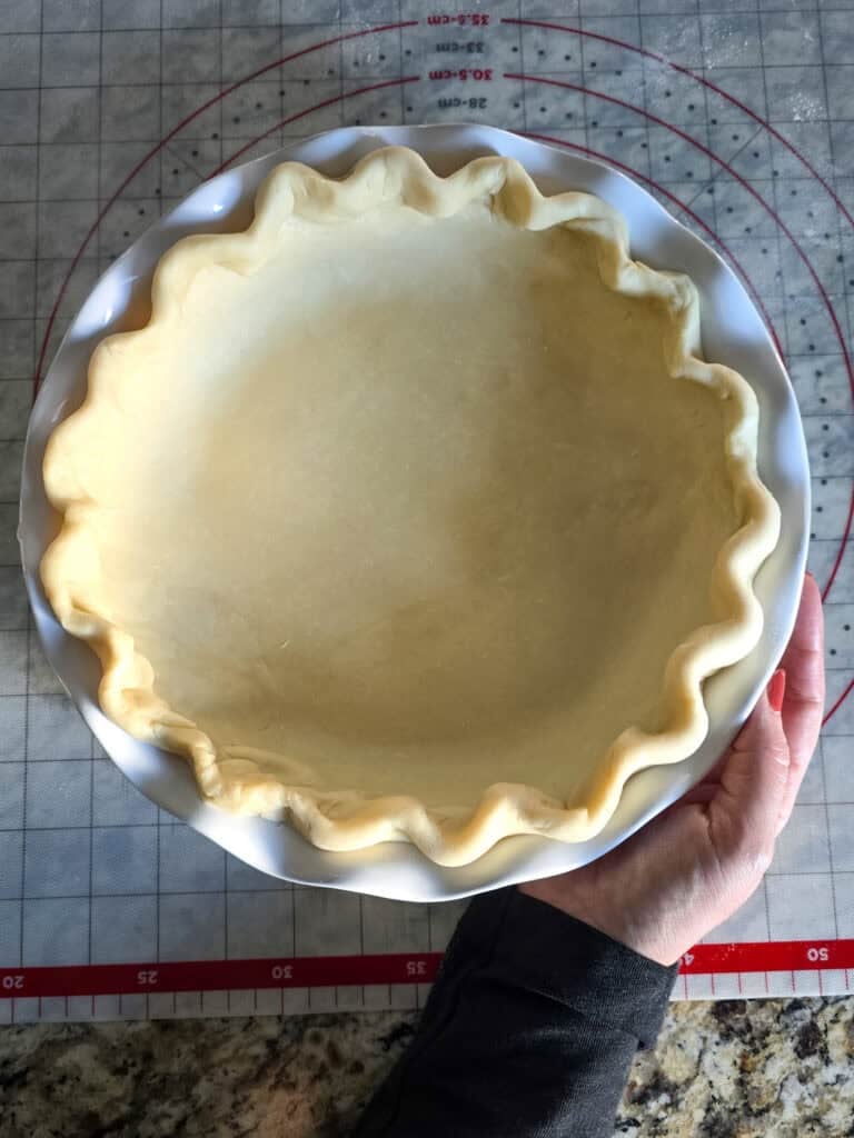 Cranberry Apple Crumble Pie preparation