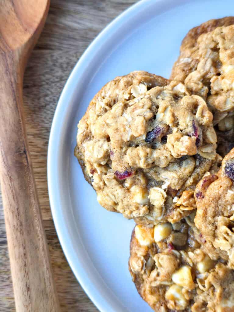 Cranberry White Chocolate Oatmeal Cookies