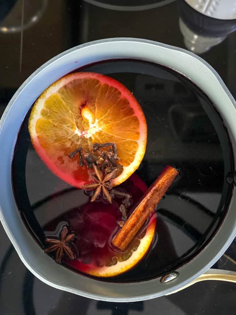 Mulled Wine (Gluhwein) - preparation