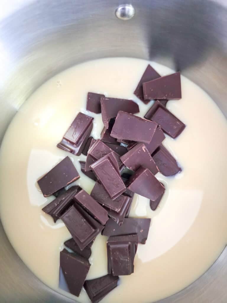Fudgy Smores Bars preparation