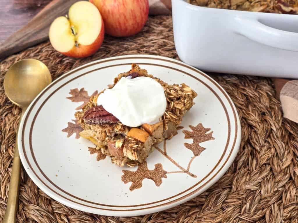 Apple Cinnamon Baked Oatmeal