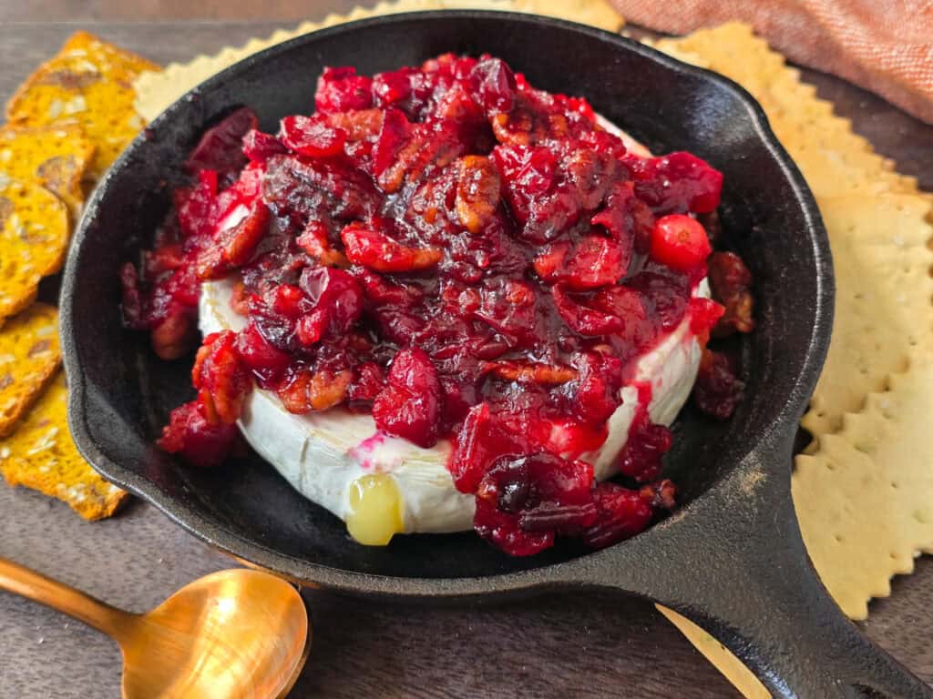 Baked Brie with Cranberries and Pecans